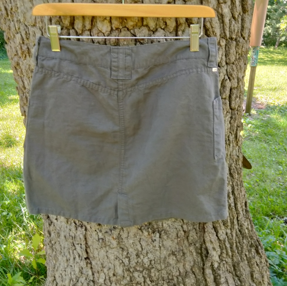 ⬇️ Price Drop!⬇️  Horny Toad Skirt in size 4 - Picture 2 of 3